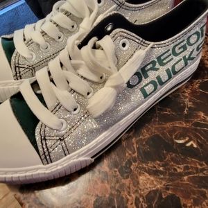 Womens oregon duck shoes size 9